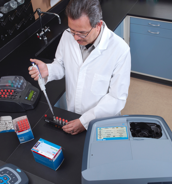 Espectofómetro UV-VIS | DR6000 | HACH Laboratorios